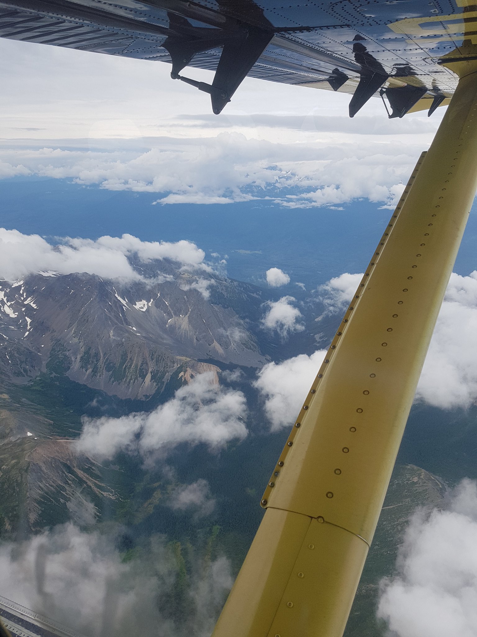 We're off at last to Spatsizi, British Columnia, in Wendell's trusty turbo otter.